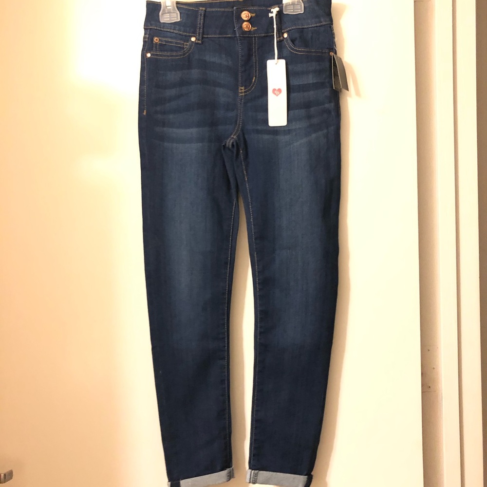 NWT!! Girl’s Skinny Jeans size 14
